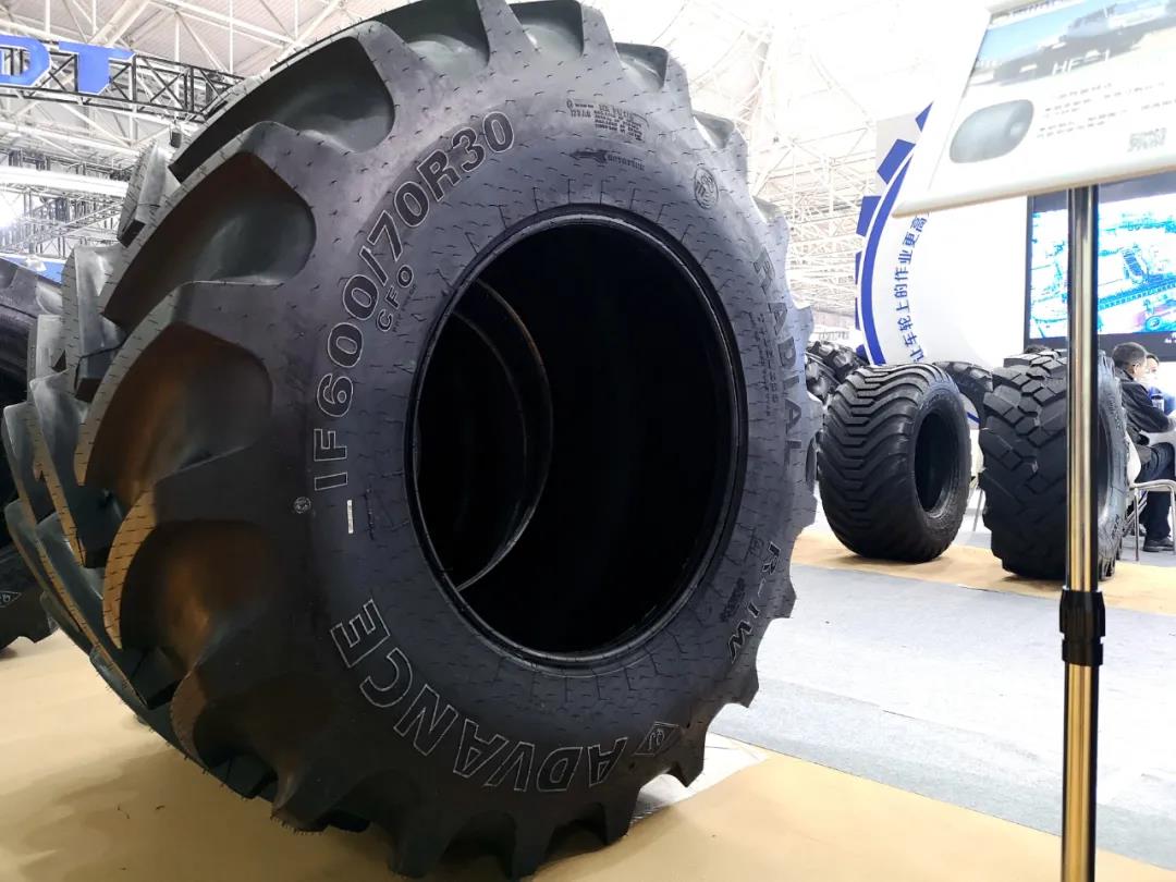 高效率農(nóng)業(yè)子午胎——R-1W 高效率農(nóng)業(yè)子午胎——R-1W