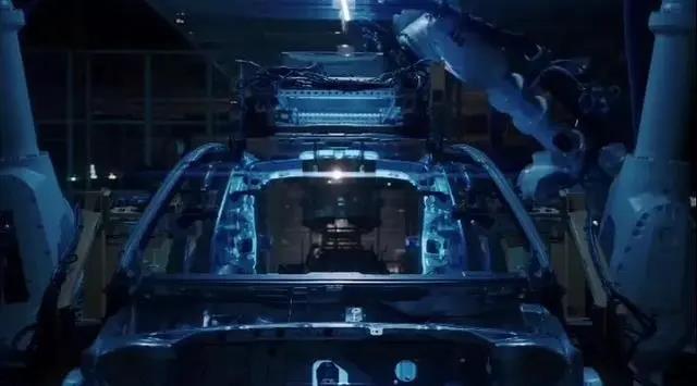 該廠是全球首個(gè)全架構(gòu)、全能源、全車系超級智能工廠