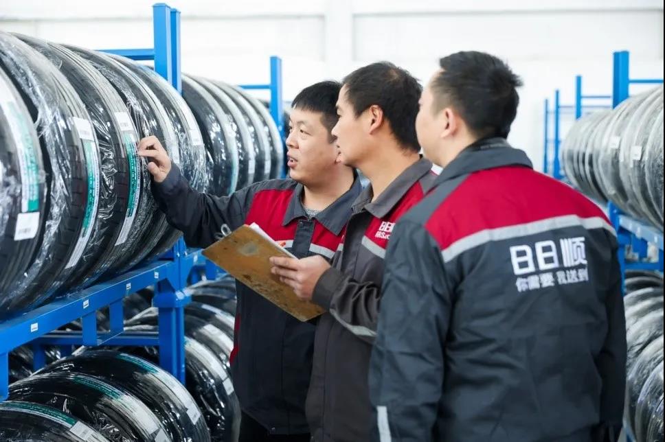 奔馳輪胎上海倉(cāng)，正式啟用