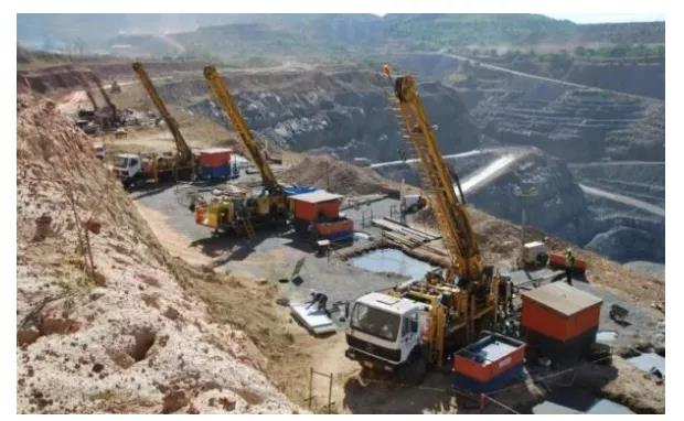 當(dāng)?shù)夭傻V業(yè)對(duì)大型工程輪胎的需求，一直穩(wěn)步增長。