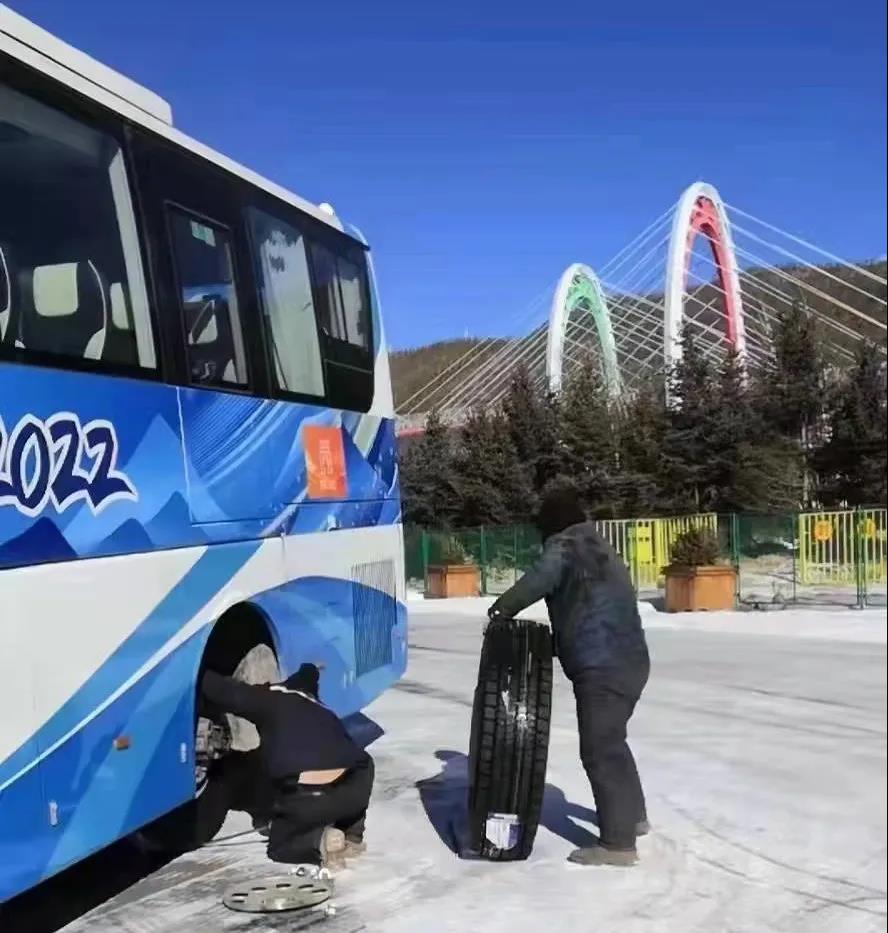 賽輪輪胎為北京冬奧會部分運營車輛使用的輪胎提供服務(wù) 賽輪輪胎為北京冬奧會部分運營車輛使用的輪胎提供服務(wù)