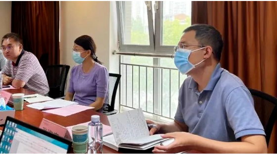 石化化工處在不到一個(gè)月的時(shí)間內(nèi)連續(xù)收到中橡協(xié)兩份報(bào)告，一直從職能角度進(jìn)行研究，并與相關(guān)司局進(jìn)行溝通，開展了有關(guān)工作。